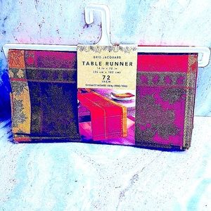 Grid Jacquard Table Runner 72 inch